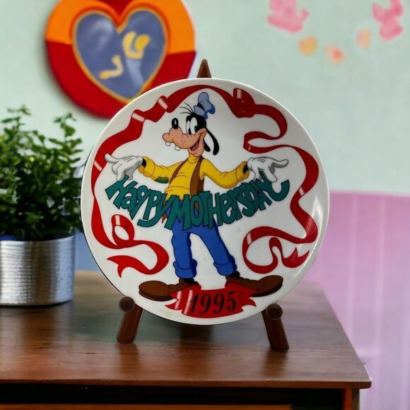 Grolier Collectibles, Ltd. Other - 1995 Happy Mother’s Day Disney Goofy Collector Plates